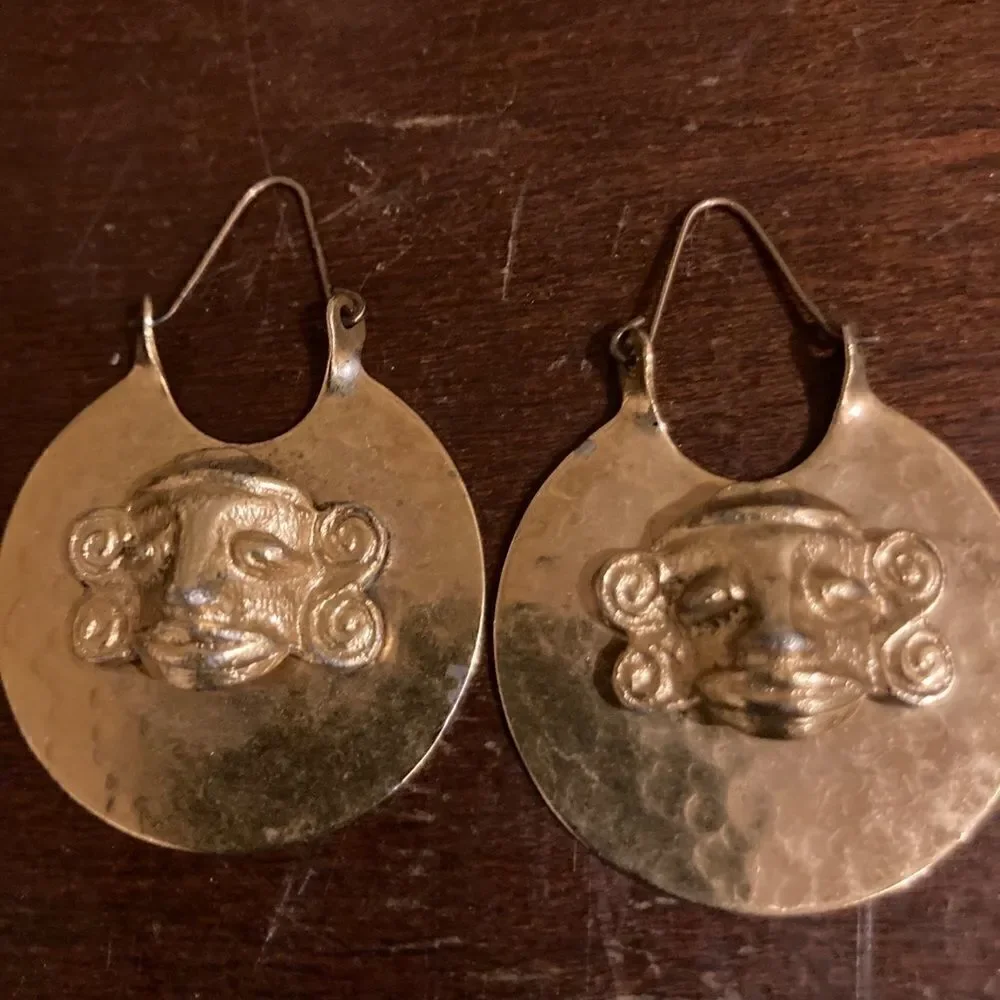 Vintage earring